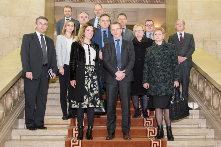 Saborski zastupnici posjetili HNB Saborski zastupnici posjetili HNB