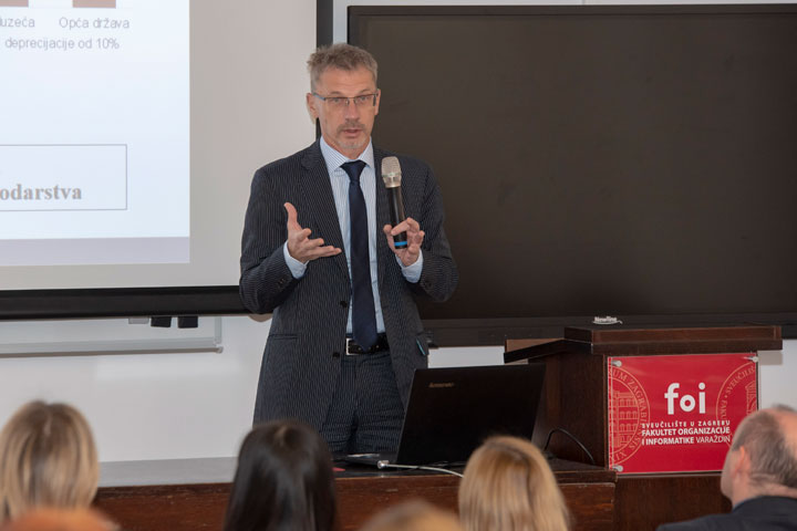 Specifičnosti domaćega gospodarstva idu u prilog uvođenju eura Specifičnosti domaćega gospodarstva idu u prilog uvođenju eura