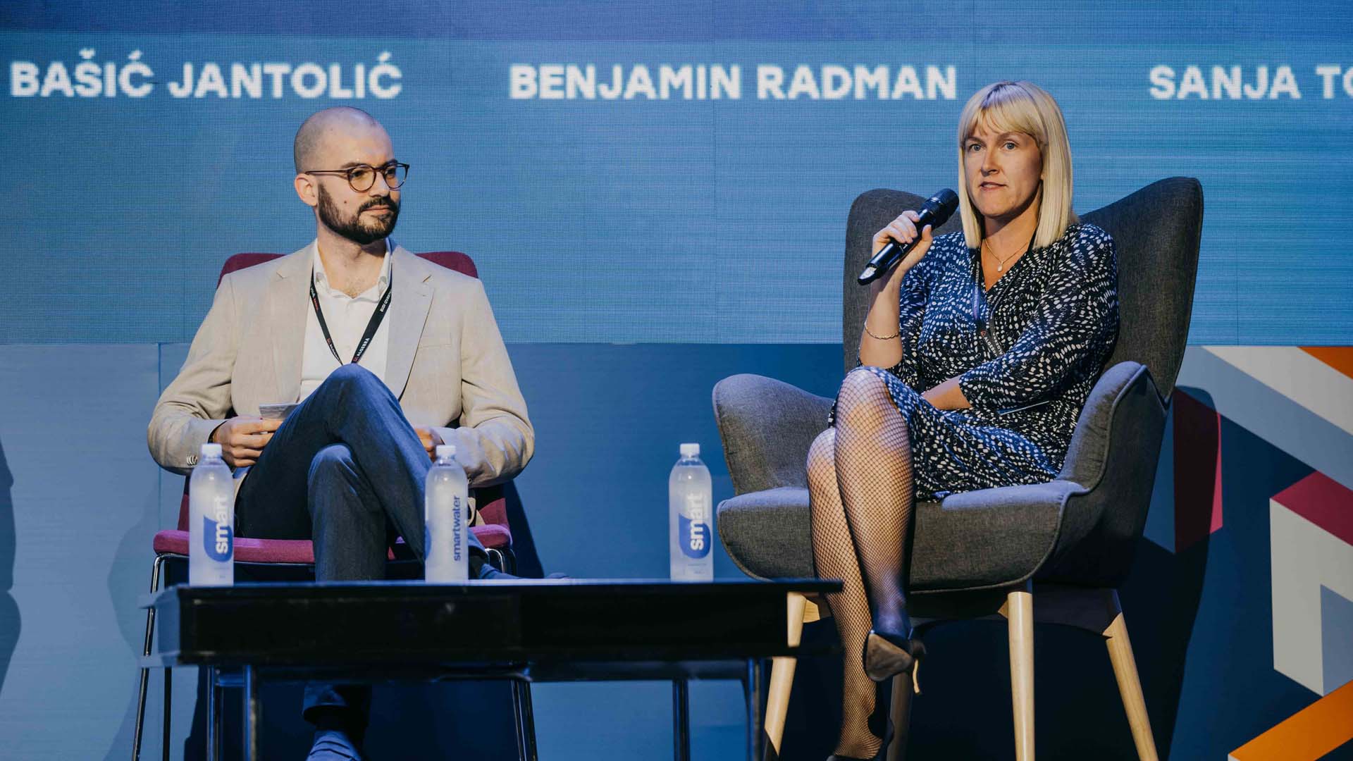 U listopadu kreće informativna kampanja o uvođenju eura U listopadu kreće informativna kampanja o uvođenju eura