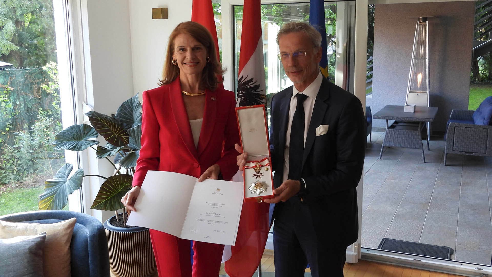Guverneru Vujčiću uručeno Veliko zlatno odlikovanje časti sa zvijezdom za zasluge Republici Austriji